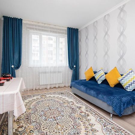 Apartment Zodiak アルマトイ エクステリア 写真
